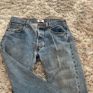 Levi Straight low waist jean